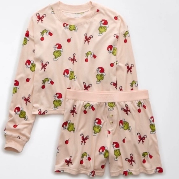 NWT. AMERICAN EAGLE The Grinch Women’s PJ Set - Picture 1 of 5